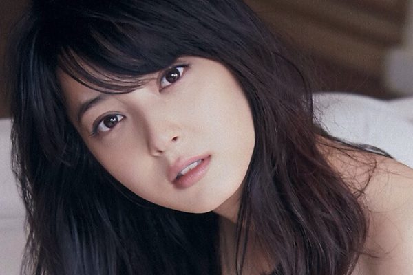 Nozomi Sasaki: ‘Sao đẹp nhất Nhật Bản’ và nỗi đau chồng ngoại tình
