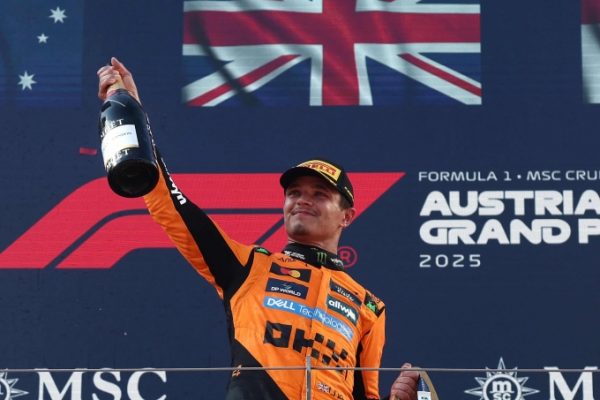 McLaren thắng kép tại Red Bull Ring: Chặng đua F1 kịch tính