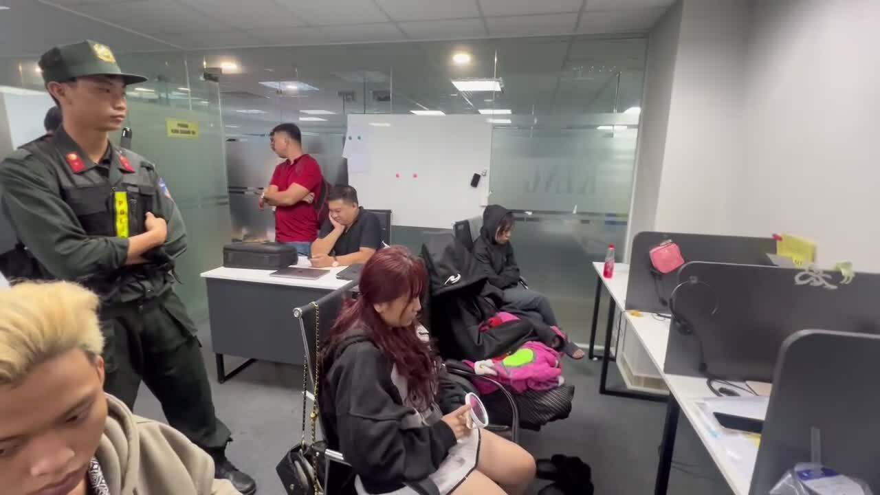 Núp bóng doanh nghiệp gọi điện lừa tiền hàng trăm nghìn người già