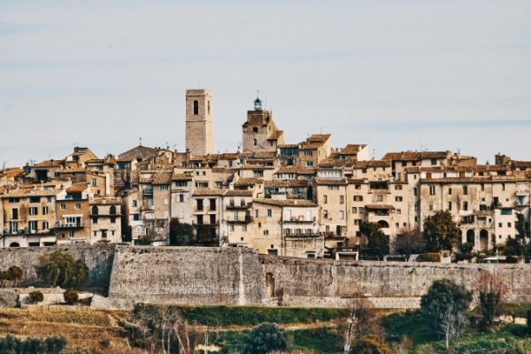 Phu nhân Thủ tướng thăm Saint-Paul de Vence – Làng đẹp nhất nước Pháp