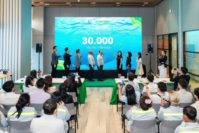 Unilever Việt Nam và Duy Tân Recycling hợp tác thu gom và tái chế rác nhựa trong giai đoạn 2025 - 2027. Ảnh: Unilever Việt Nam