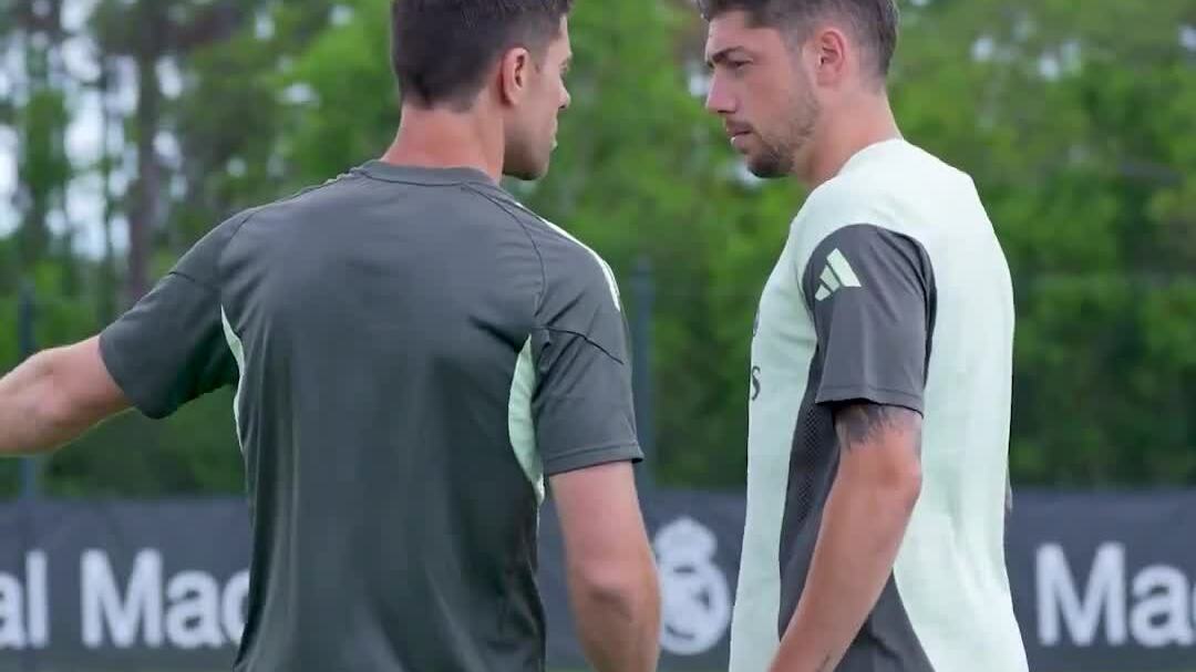 Real Madrid tập luyện