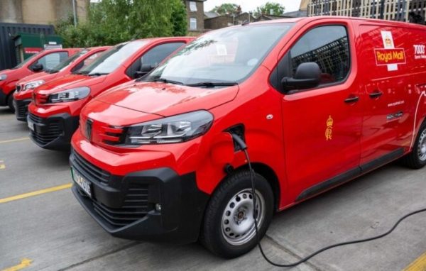 Royal Mail khai trương văn phòng giao hàng xanh đầu tiên