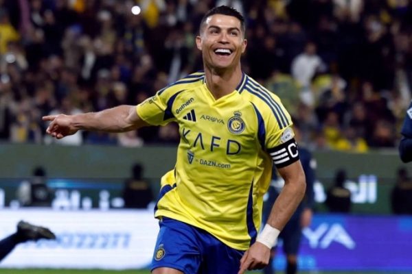 Ronaldo và Al Nassr: Khó khăn bủa vây theo báo Arab Saudi