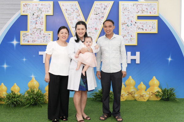 Gom noãn thành công: Cơ hội sinh con thứ hai