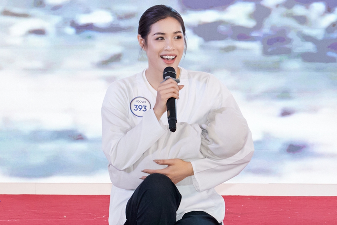 Thí sinh Mai Anh hát, múa "Mẹ yêu con"