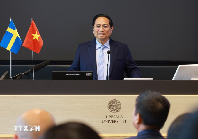 Thủ tướng Phạm Minh Chính phát biểu trong chuyến thăm Đại học Uppsala. Ảnh: TTXVN