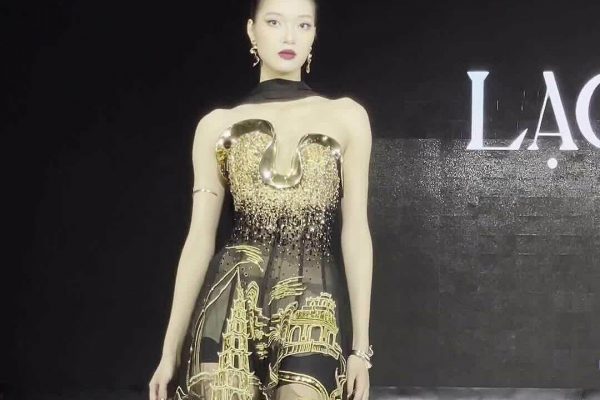 Thủ khoa đồ án gây ấn tượng với bộ sưu tập 180 triệu
