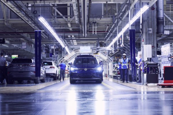 Volkswagen Đầu Tư Tránh Thuế Nhập Khẩu tại Mỹ