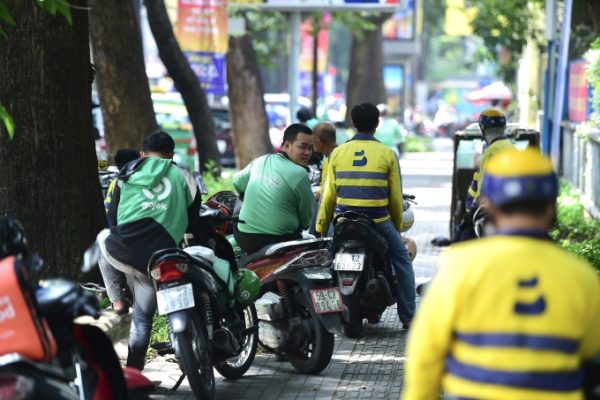 Người Việt chi 300k/tháng cho gọi xe ôm công nghệ