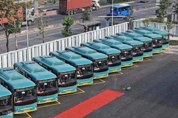 TP HCM: Thêm 300 xe buýt sạch phục vụ người dân