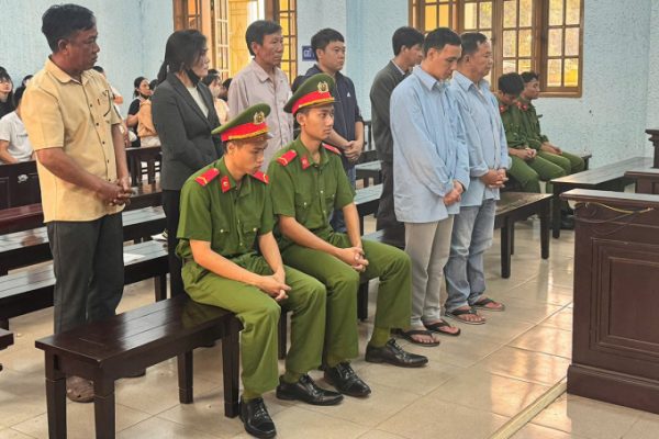 Nữ kế toán biển thủ 42 tỷ đồng tiền đền bù đất gửi tiết kiệm