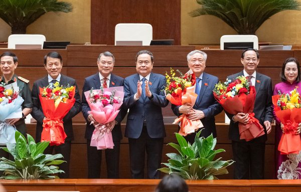 Quốc hội thông qua nhân sự chủ chốt Hội đồng bầu cử