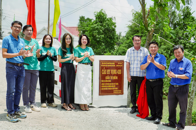 Quỹ Hy Vọng cùng Giao hàng tiết kiệm khánh thành cầu Hy Vọng 433.