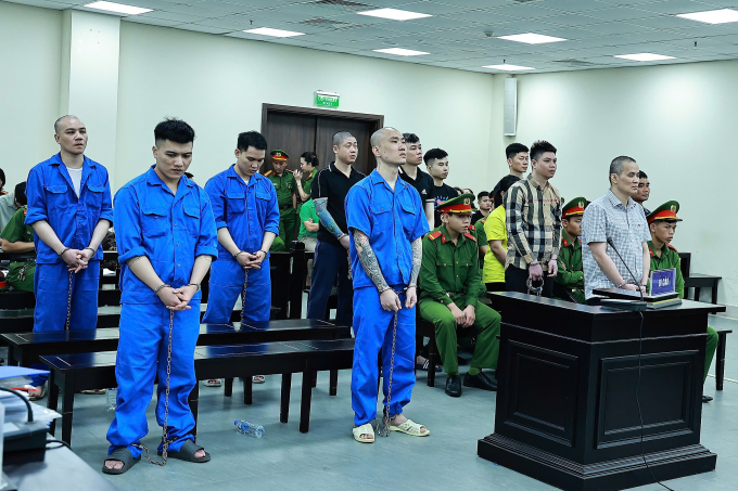 Các bị cáo tại tòa. Ảnh: Danh Lam