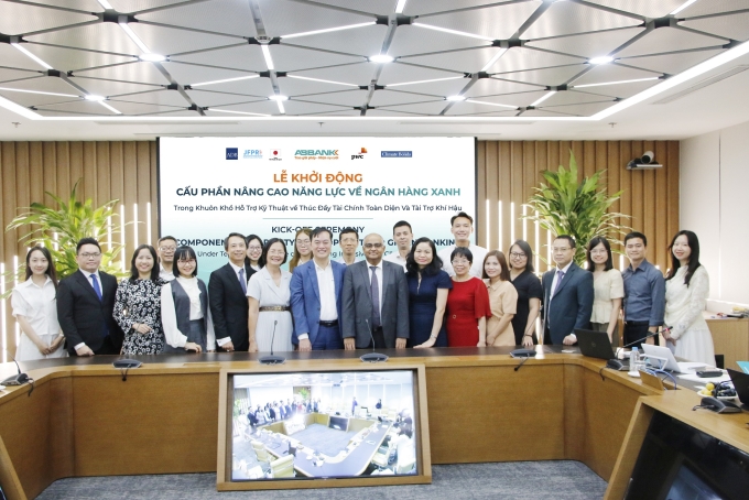 ABBank khởi động chương trình Nâng cao năng lực về ngân hàng xanh do Quỹ Giảm nghèo Nhật Bản tài trợ thông qua ADB, PwC thực hiện. Ảnh: ABBank