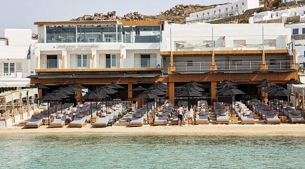 Chặt chém 350 USD đĩa cá: Du khách phẫn nộ!