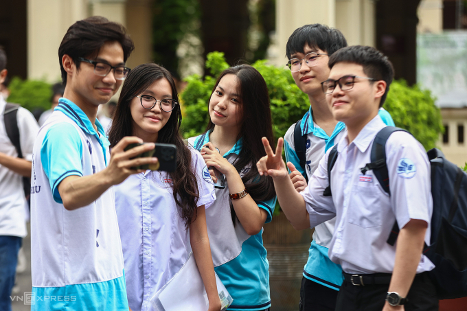 Thí sinh TP HCM thi tốt nghiệp THPT 2025. Ảnh: Quỳnh Trần