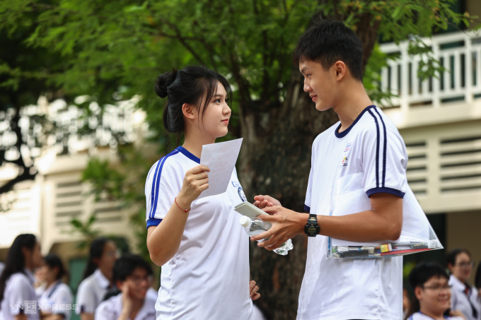 Thí sinh TP HCM thi tốt nghiệp THPT 2025. Ảnh: Quỳnh Trần