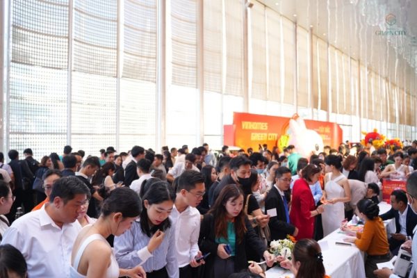 Vinhomes Green City: Ưu đãi đặc quyền, bán hết quỹ căn