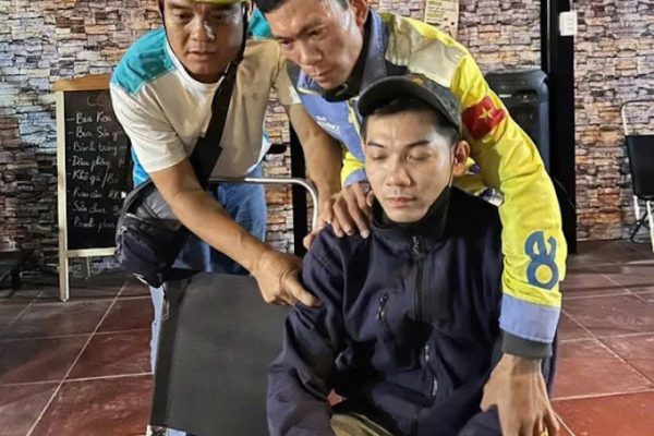 Tống tiền đồng nghiệp vì quay lén video ân ái