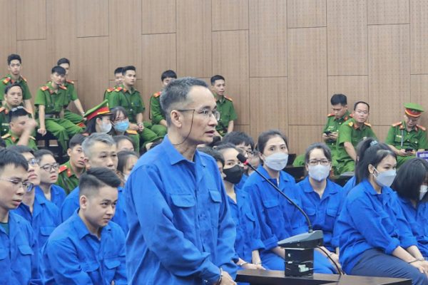 Ông trùm truy nã và ‘tập đoàn’ khủng bố đòi nợ