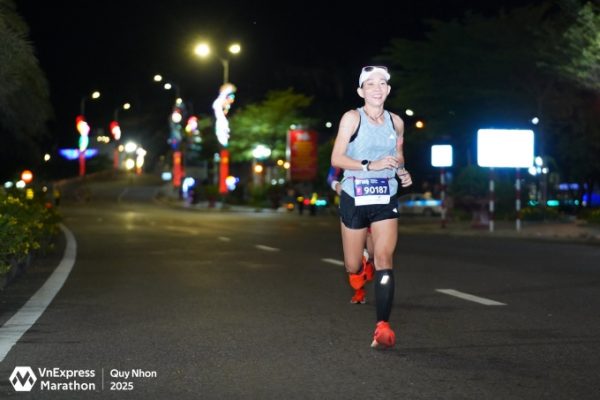 Vượt khó: Chạy marathon sub3h20 sau tai nạn giao thông