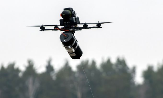 Drone cáp quang của Ukraine. Ảnh: War Zone