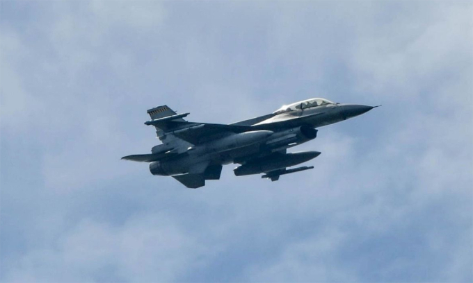 Tiêm kích F-16 Thái Lan diễn tập ngày 18/7. Ảnh: Không quân Thái Lan