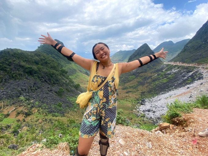 Christina trong một chuyến du lịch năm 2023. Ảnh: Christina Fang