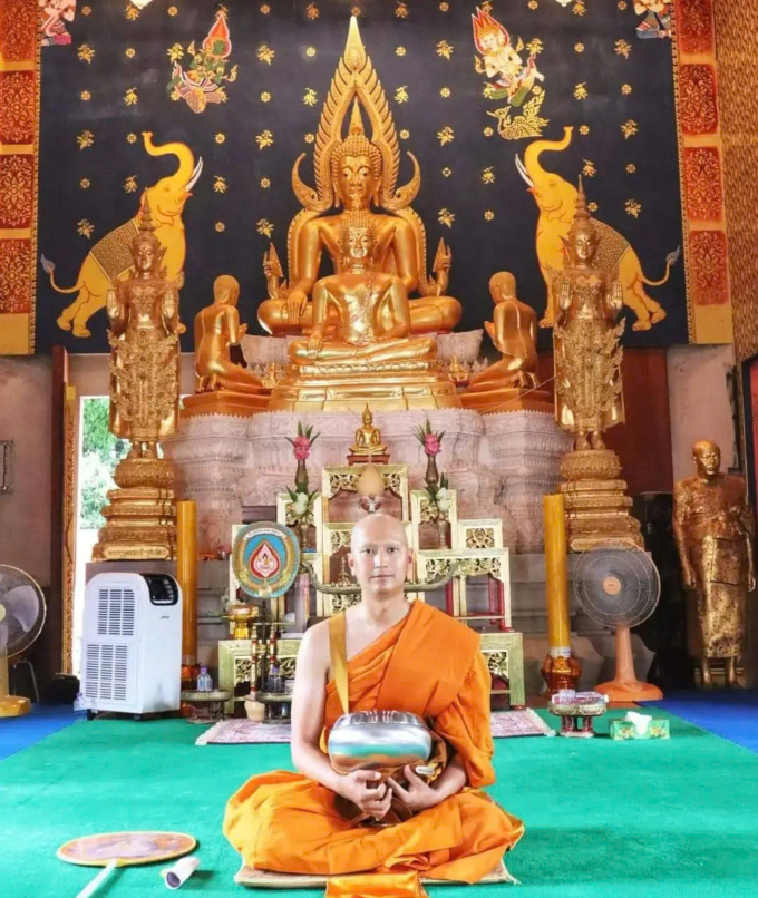 Sadom thời còn xuất gia. Ảnh: The Times