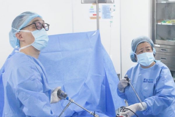 Xoắn buồng trứng ở thiếu nữ: Cảnh báo và điều trị