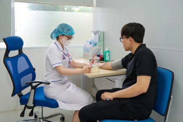Lợi nhuận bệnh viện Trầm Bê giảm 50%: Tin tức mới nhất