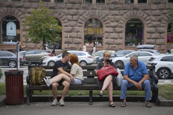 Kiev: Cuộc sống thường nhật giữa những đợt tấn công tên lửa
