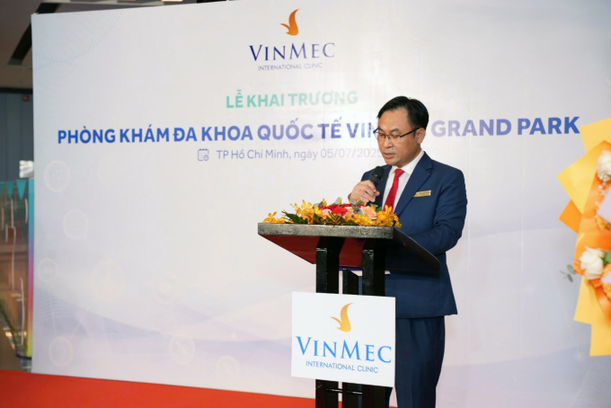 Ông Trần Hoàng Ngọc Anh - Giám đốc Bệnh viện Vinmec Central Park phát biểu tại buổi lễ. Ảnh: Vingroup