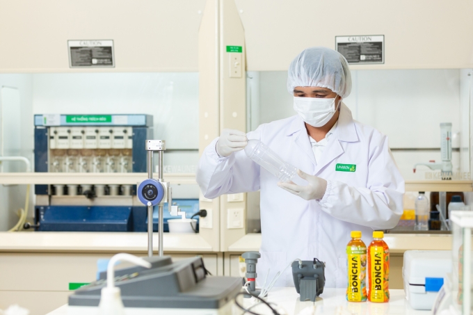 Tối ưu bao bì giúp doanh nghiệp cắt giảm hàng trăm tấn nhựa mỗi năm. Ảnh: Uniben