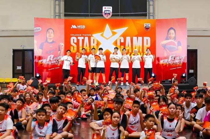 Chương trình tại Hà Nội hút đông đảo người hâm mộ tham dự. Ảnh: MSB