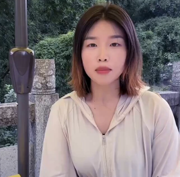 Cựu sinh viên trường y Xiao Li. Ảnh: Red Star News