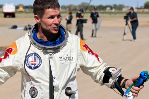 Thảm kịch: Huyền thoại nhảy dù vũ trụ Felix Baumgartner qua đời