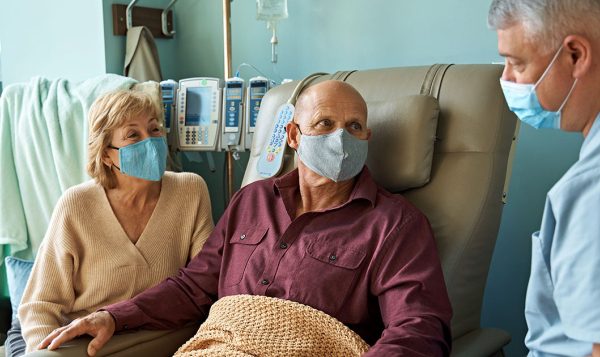 Hóa trị: Nguy cơ kích hoạt tế bào ung thư tiềm ẩn?
