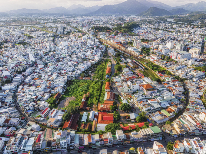 Toàn cảnh Nha Trang từ trên cao. Ảnh: Trần Anh Khoa