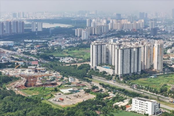 TP HCM: Người thu nhập trung bình khó mua nhà