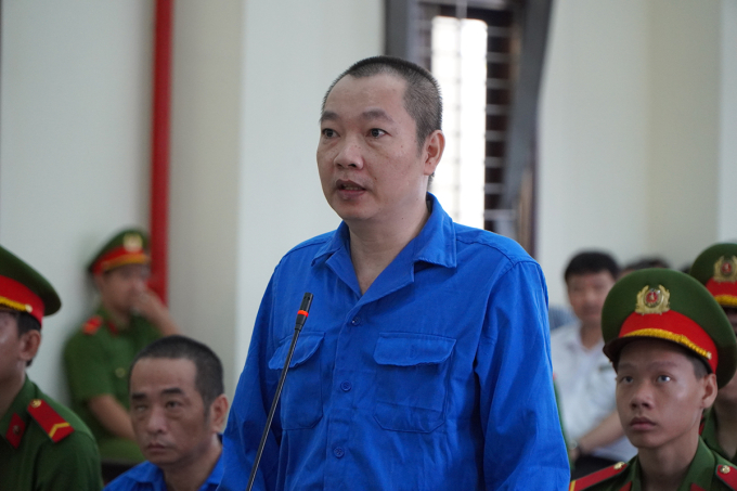 Nguyễn Phú Thuận tại tòa. Ảnh: Hoàng Nam