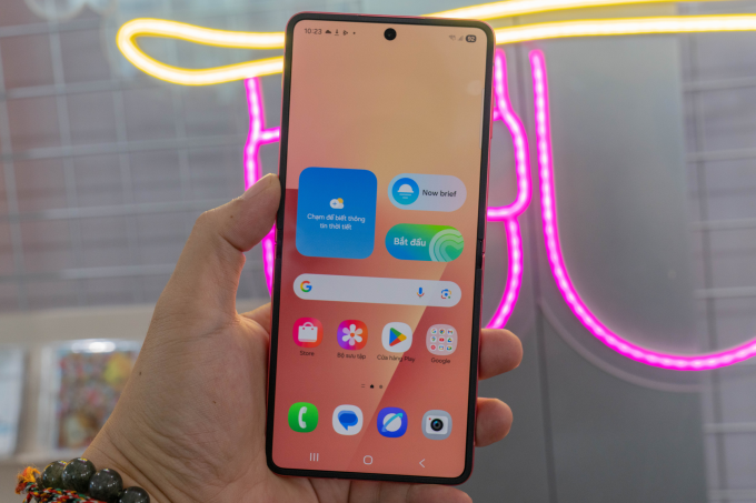 Giao diện Galaxy Z Flip7. Ảnh: Huy Đức