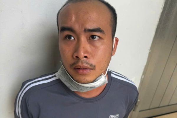 Lời khai của tên cướp tiệm vàng và vụ kéo lê nữ nhân viên