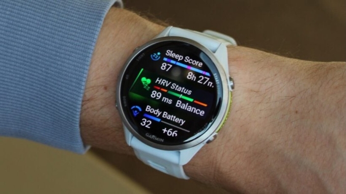 Đồng hồ Garmin giúp theo dõi chỉ số nhịp tim. Ảnh: Wareable