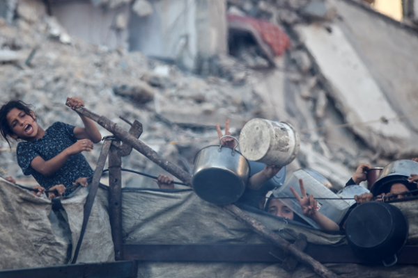Thảm kịch Gaza: Gần 100 người chết khi nhận viện trợ