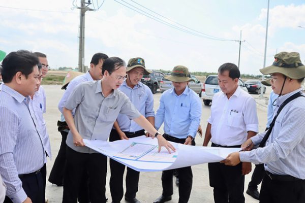 Đồng Tháp gỡ vướng mắc, đẩy nhanh tiến độ công trình: Chủ tịch chỉ đạo