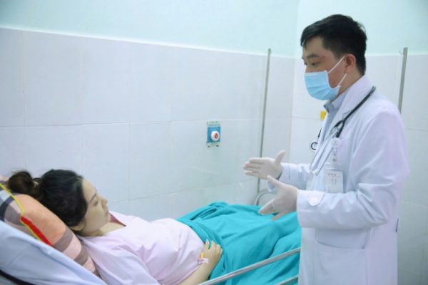 Sốc mất máu do nhau cài răng lược: Cảnh báo cho sản phụ
