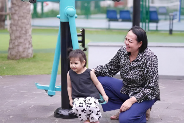U50 mang thai lần hai: Hành trình làm mẹ IVF